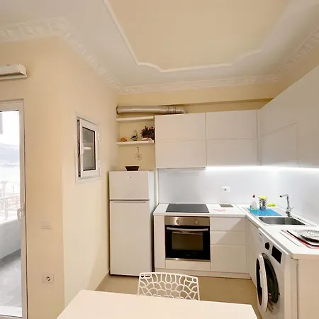 Sea's Breath * Vlorë